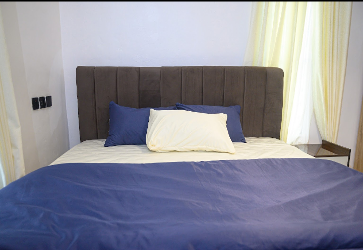 cheznouschezvouslagos apartment