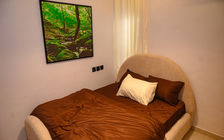 cheznouschezvouslagos apartment